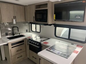 2025 GRAND DESIGN IMAGINE 2470BH