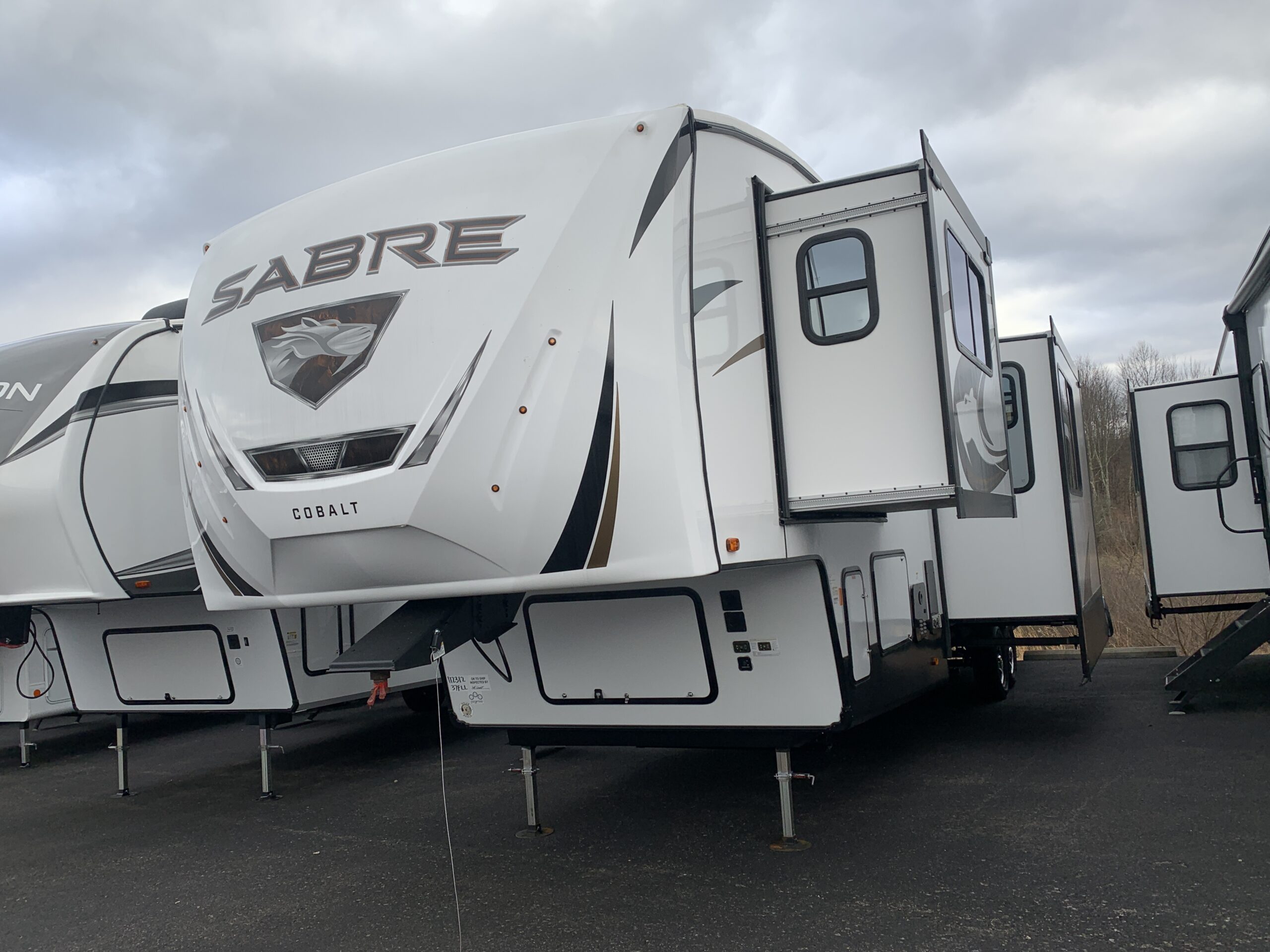 2023 FOREST RIVER SABRE 37FLL 5TH WHEEL