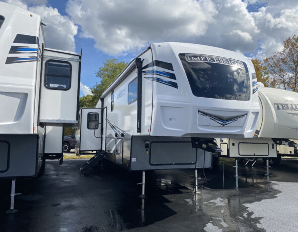 2022 FOREST RIVER IMPRESSION 315MB 5TH WHEEL