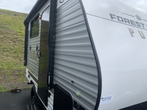 2025 PALOMINO PUMA 122BHCE CAMPING EDITION