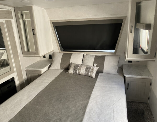 2022 FOREST RIVER IMPRESSION 315MB 5TH WHEEL