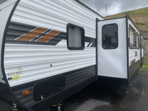 2021 FOREST RIVER WILDWOOD 31KQBTS