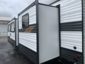 2021 FOREST RIVER WILDWOOD 31KQBTS