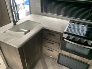 2021 FOREST RIVER WILDWOOD 31KQBTS