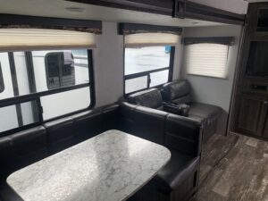 2020 STARCRAFT MOSSY OAK 27BHS