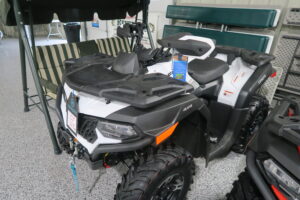 2022 CFMOTO CFORCE 600 TOURING (WHITE)