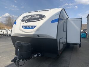 2020 FOREST RIVER ALPHA WOLF 26DBH