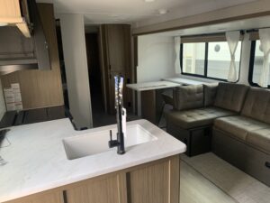 2025 FOREST RIVER WILDWOOD 31KQBTS