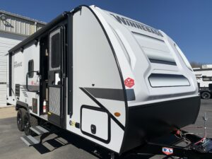 2022 WINNEBAGO MICRO MINNIE 2306BHS