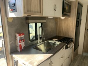 2022 WINNEBAGO MICRO MINNIE 2306BHS