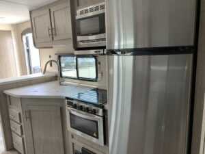 2023 COACHMEN CATALINA LE 243RBSLE