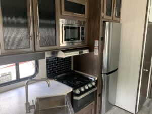 2019 FOREST RIVER ARCTIC WOLF 315TBH 5TH WHEEL