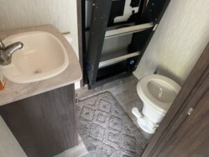 2019 FOREST RIVER ARCTIC WOLF 315TBH 5TH WHEEL