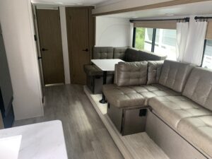 2025 FOREST RIVER WILDWOOD 273QBXL