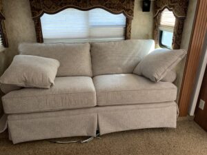 2011 KEYSTONE MONTANA 3750FL 5TH WHEEL WITH GENERATOR