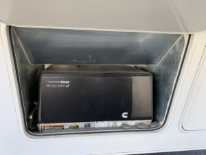 2011 KEYSTONE MONTANA 3750FL 5TH WHEEL WITH GENERATOR