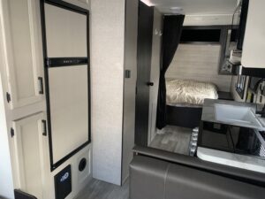 2023 JAYCO JAY FLIGHT SLX 212QB