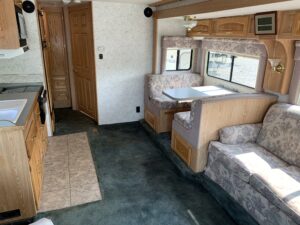 2001 GEORGIE BOY CRUISE MASTER 3515D CLASS A MOTORHOME