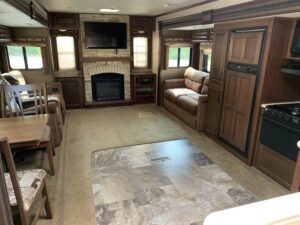 2015 JAYCO JAY FLIGHT 33RLDS