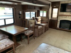 2015 JAYCO JAY FLIGHT 33RLDS