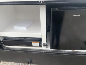 2022 KEYSTONE HIDEOUT 29DFS