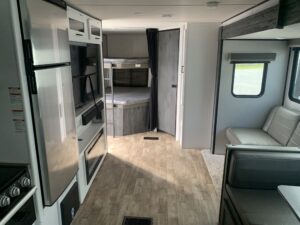 2022 KEYSTONE HIDEOUT 29DFS