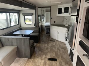 2022 KEYSTONE HIDEOUT 29DFS