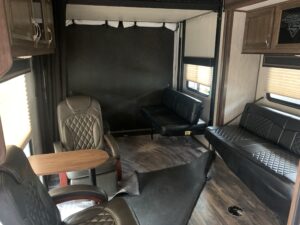 2018 CRUISER STRYKER 2912 TOY HAULER