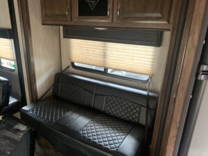 2018 CRUISER STRYKER 2912 TOY HAULER