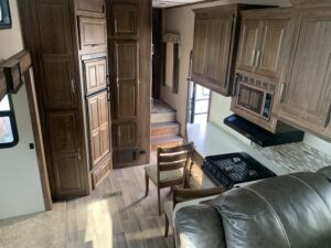 2018 KEYSTONE COUGAR 326RD 5TH WHEEL