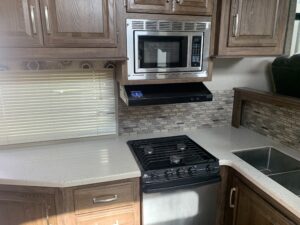 2018 KEYSTONE COUGAR 326RD 5TH WHEEL