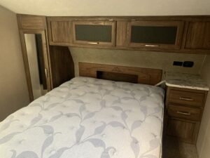 2018 KEYSTONE COUGAR 326RD 5TH WHEEL
