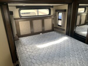 2019 GRAND DESIGN SOLITUDE 385GK