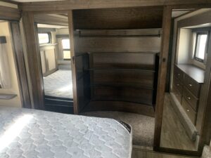 2019 GRAND DESIGN SOLITUDE 385GK
