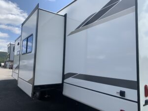 2026 FOREST RIVER SABRE 37FLH