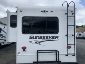 2018 FOREST RIVER SUNSEEKER 2860DS CLASS "C" MOTORHOME
