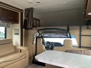 2018 FOREST RIVER SUNSEEKER 2860DS CLASS "C" MOTORHOME
