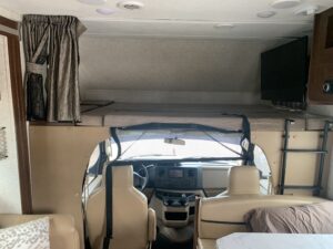 2018 FOREST RIVER SUNSEEKER 2860DS CLASS "C" MOTORHOME