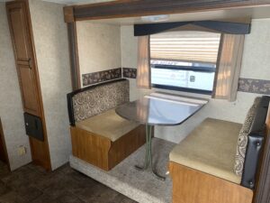 2012 KEYSTONE BULLET 230BHS