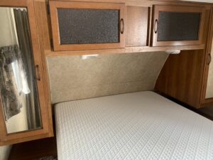 2012 KEYSTONE BULLET 230BHS