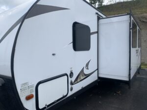 2019 PRIME TIME TRACER BREEZE 26DBS
