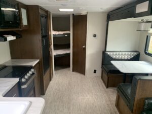 2019 PRIME TIME TRACER BREEZE 26DBS