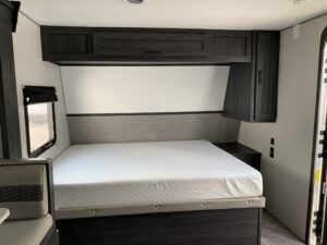 2021 FOREST RIVER OZARK ASCEND 2700THX TOY HAULER