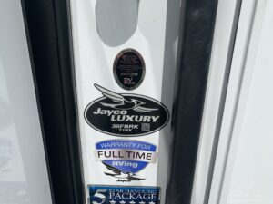 2026 JAYCO PINNACLE 38FBRK 5TH WHEEL