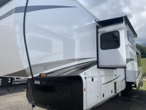 2026 JAYCO PINNACLE 38FBRK 5TH WHEEL