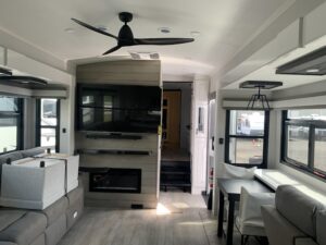 2026 JAYCO PINNACLE 38FBRK 5TH WHEEL