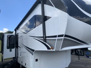 2026 GRAND DESIGN SOLITUDE 310GK 5TH WHEEL