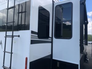 2026 GRAND DESIGN SOLITUDE 310GK 5TH WHEEL