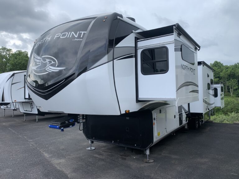 2024 JAYCO NORTH POINT 390CKDS Roy's RV Supercenter in West Virginia