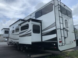 2024 JAYCO NORTH POINT 390CKDS